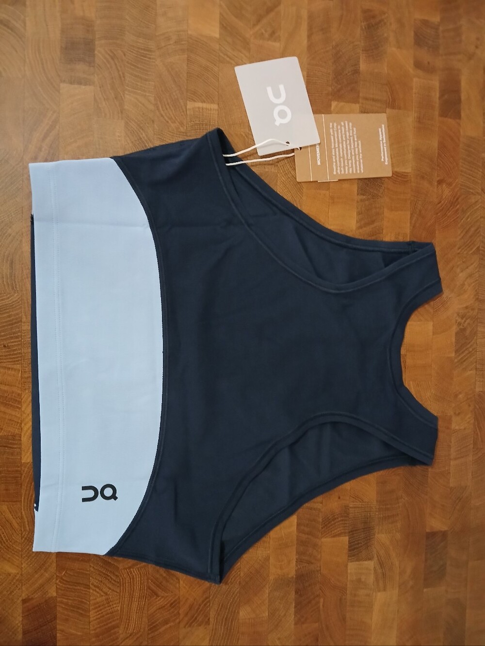 🆕️ On Running Top - Picture 2 of 7